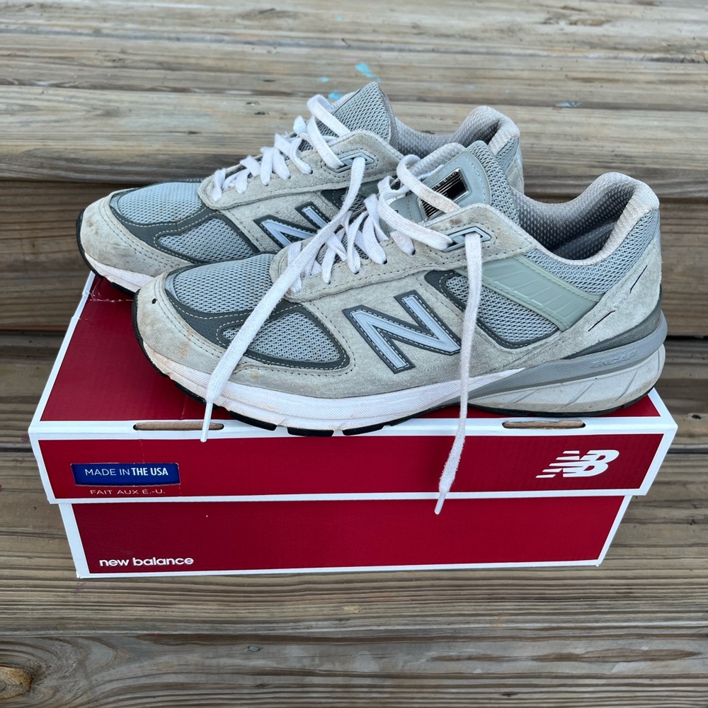 New Balance 990v5 Grey